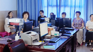 <b>���Ͼ����R�^���M(j��n)|��Ժ����Ժ�L(zh��ng)�����÷���������_չ�o����ֳ���g(sh��)���n</b>