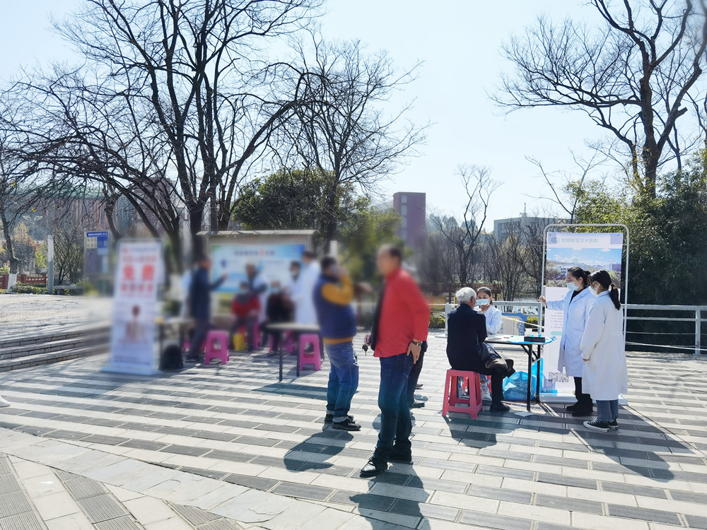 �[Ԫ�������i���M(j��n)��^(q��)����ԺԪ���������Ќ��}���(d��ng)�A�M�e�k!