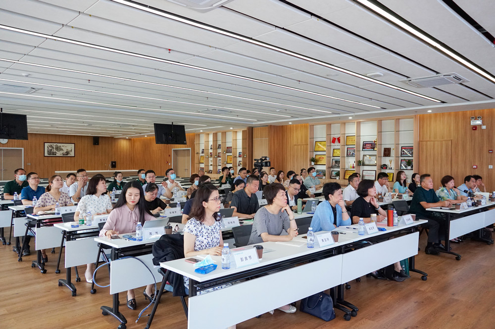 �۾S�����t(y��)Ժ���F(tu��n)2022���ϰ��깤�����Y(ji��)��(hu��)��տ���e������Ժ�Ǹɴ��텢��(hu��)!