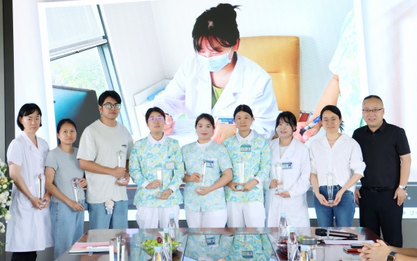 ʮdͬУж|ԺɹekʮφTՄ(hu)Ԓcδ(li)